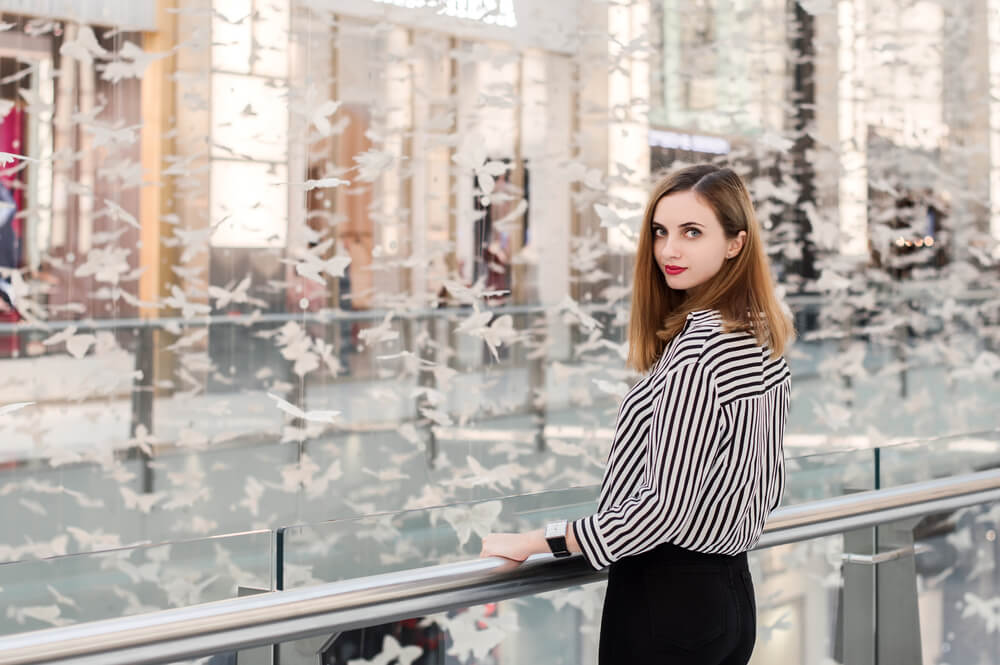 Woman with lob haircut